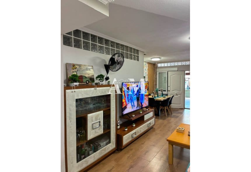5 sovrum Hus att hyra i Lo Pagan - 1 800 € (Ref: 10095421)