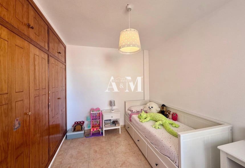 Casa de 3 habitaciones en Gran Alacant en alquiler con piscina - 1.350 € (Ref: 10095423)