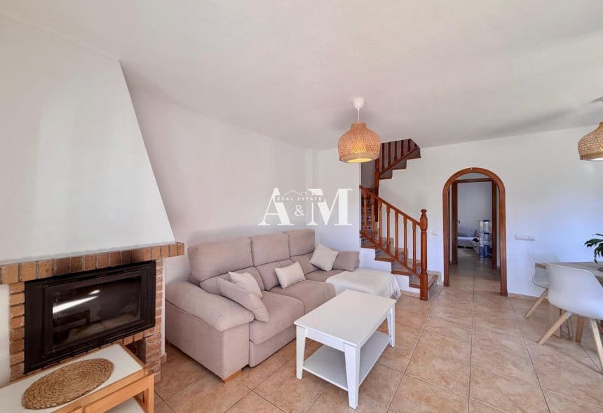 Casa de 3 habitaciones en Gran Alacant en alquiler con piscina - 1.350 € (Ref: 10095423)