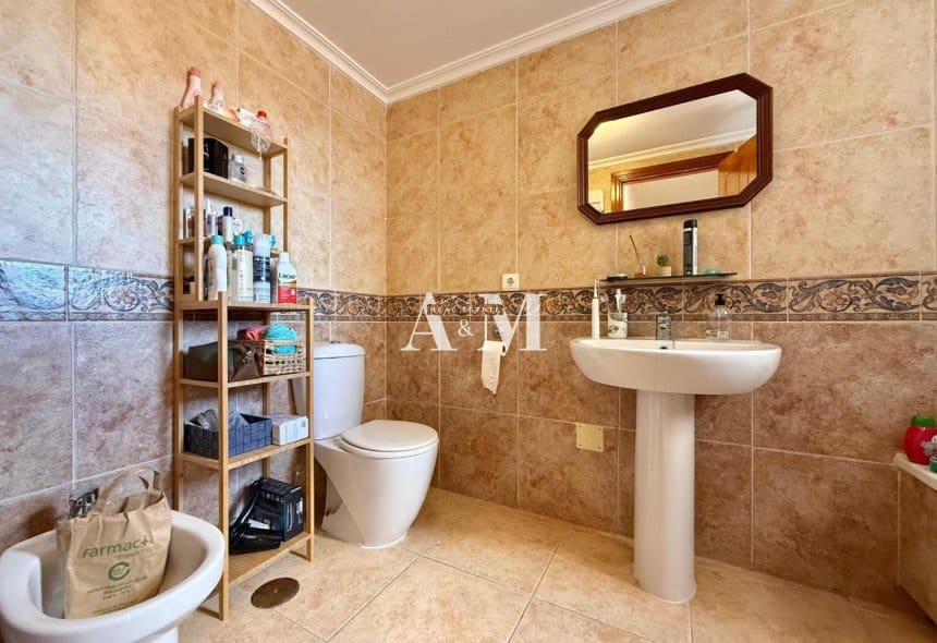 Casa de 3 habitaciones en Gran Alacant en alquiler con piscina - 1.350 € (Ref: 10095423)