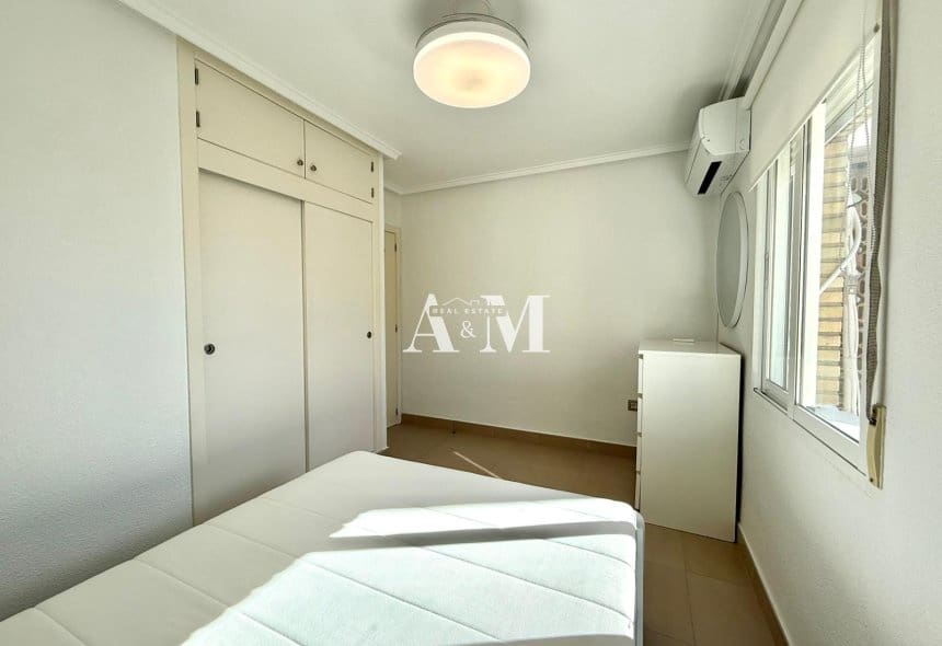 Appartement de Plage de 3 chambres à louer à Dehesa de Campoamor avec garage - 1 100 € (Ref: 10095424)