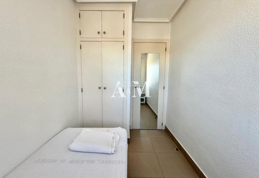 Appartement de Plage de 3 chambres à louer à Dehesa de Campoamor avec garage - 1 100 € (Ref: 10095424)