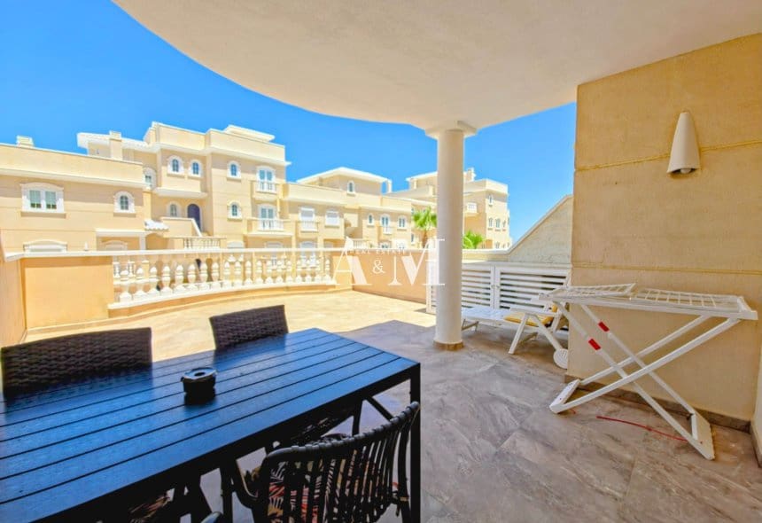 Apartamento Playa de 2 habitaciones en Guardamar del Segura en alquiler con piscina - 1.300 € (Ref: 10095426)