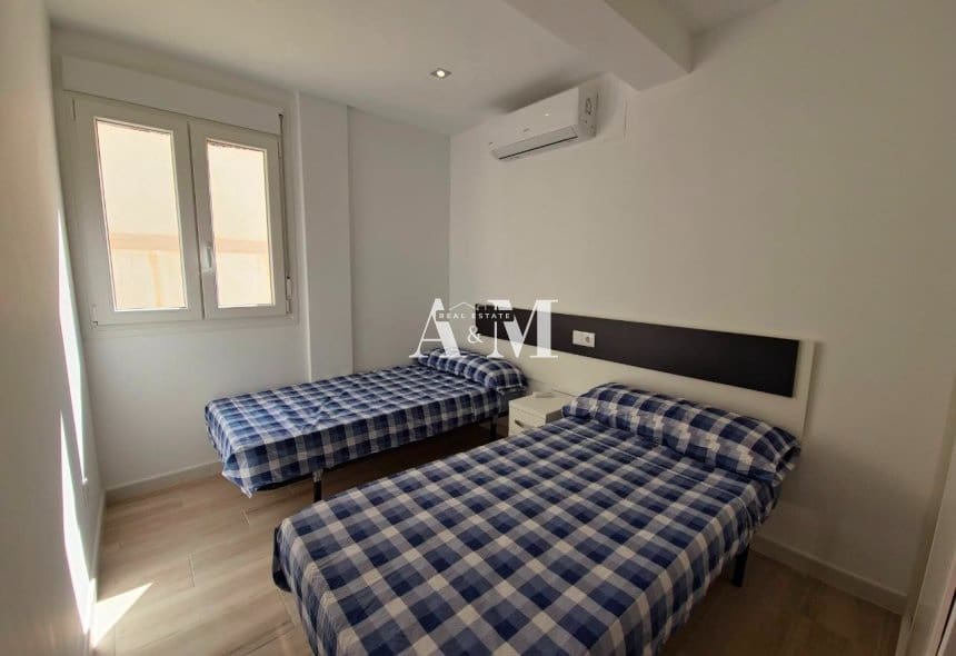 3 soverom Bungalow til salgs i Orihuela Costa med svømmebasseng garasje - € 237 900 (Ref: 10095427)