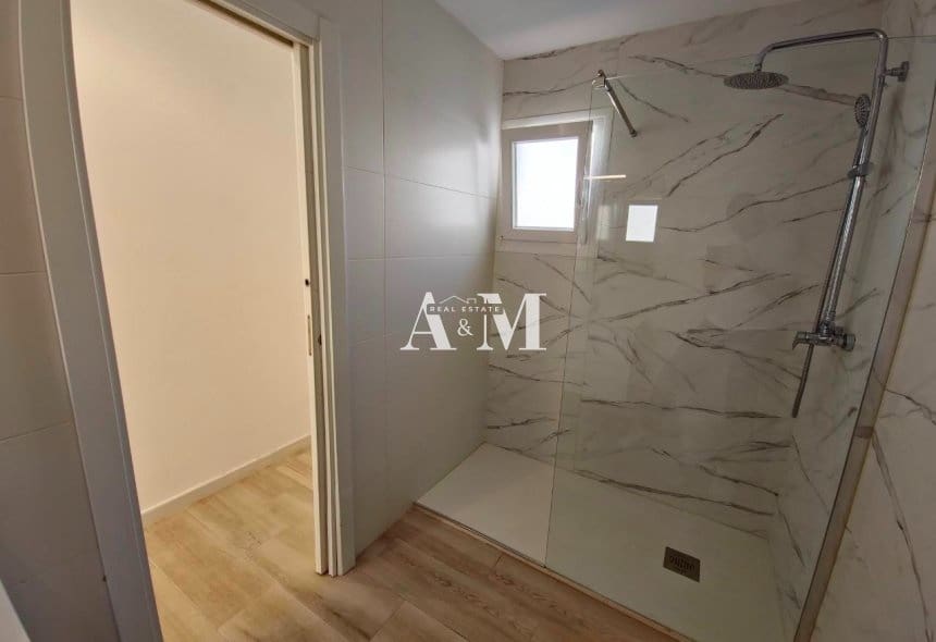 3 soverom Bungalow til salgs i Orihuela Costa med svømmebasseng garasje - € 237 900 (Ref: 10095427)