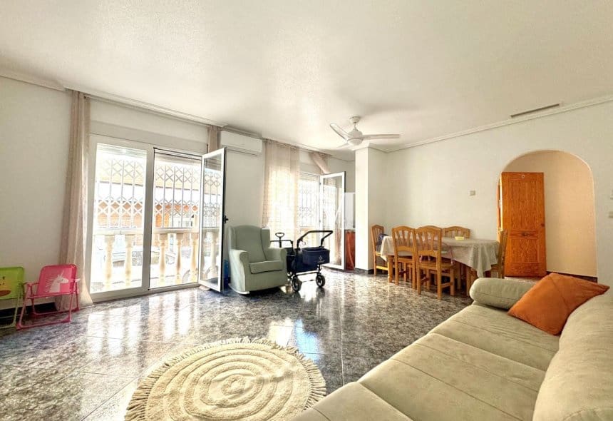 2 quarto Apartamento de Praia para arrendar em Los Cuarteros - 700 € (Ref: 10095428)