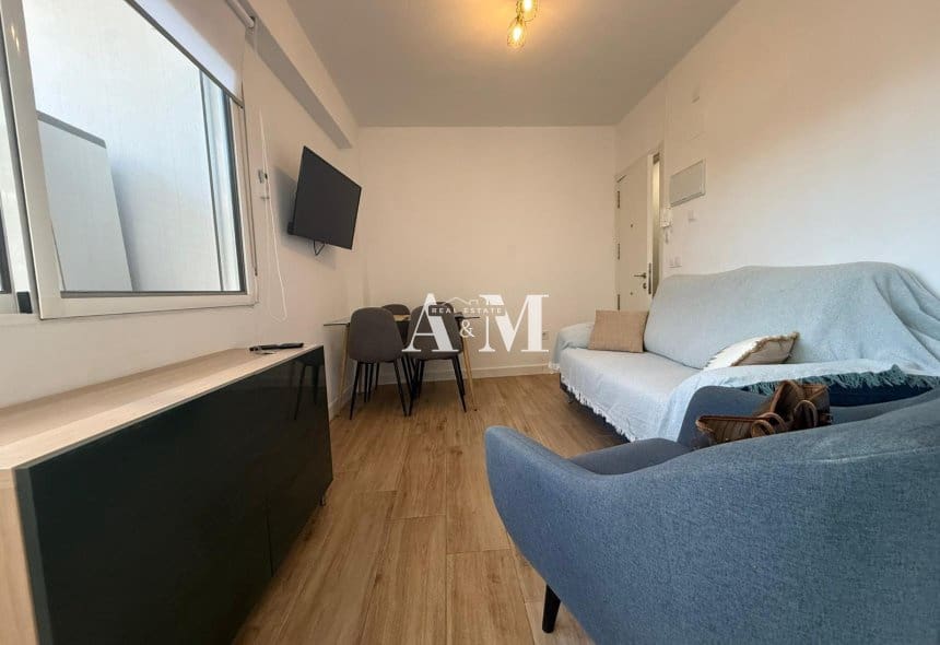 Apartamento Playa de 2 habitaciones en Torre de la Horadada en alquiler con garaje - 850 € (Ref: 10095432)