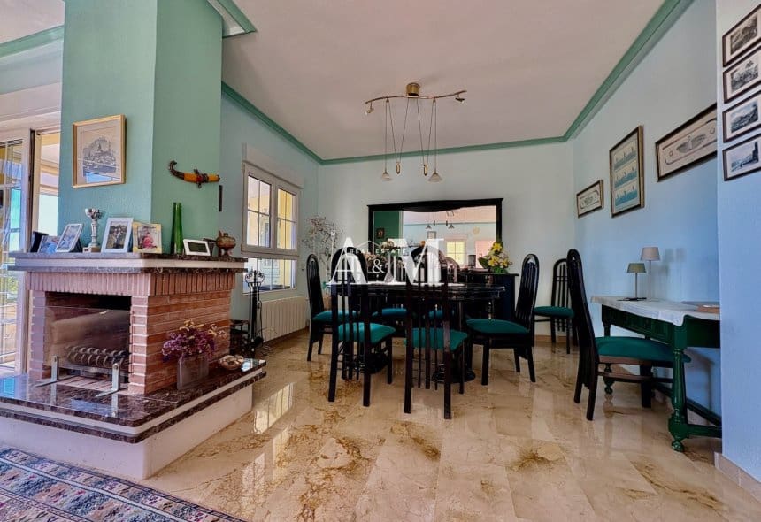 2 soveværelse Villa til salg i Villamartin med swimmingpool garage - € 435.000 (Ref: 10095433)