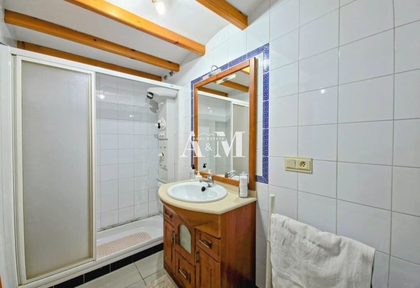 2 soveværelse Strandlejlighed til leje i Guardamar del Segura med swimmingpool garage - € 1.000 (Ref: 10095435)