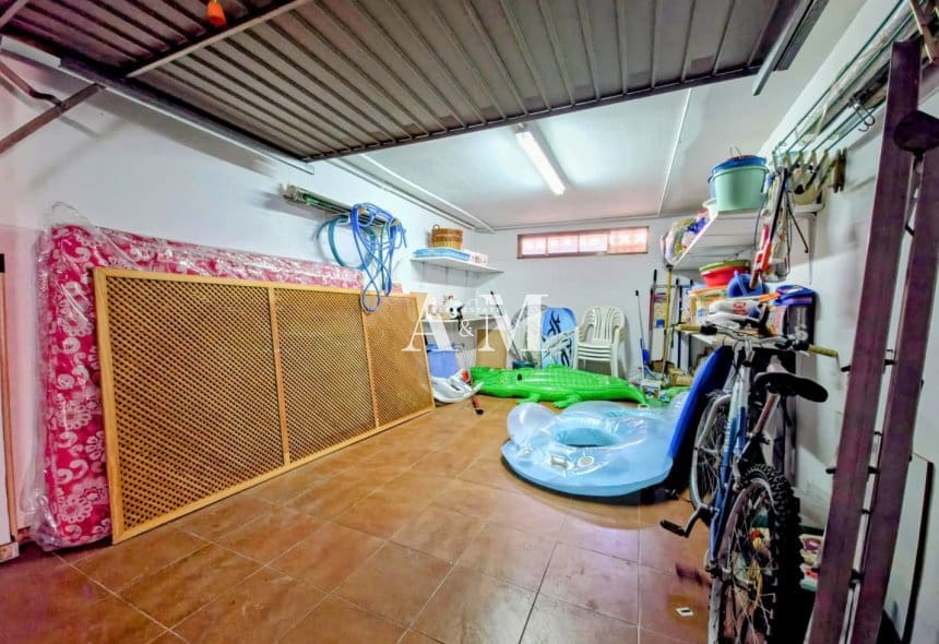 2 soveværelse Strandlejlighed til leje i Guardamar del Segura med swimmingpool garage - € 1.000 (Ref: 10095435)