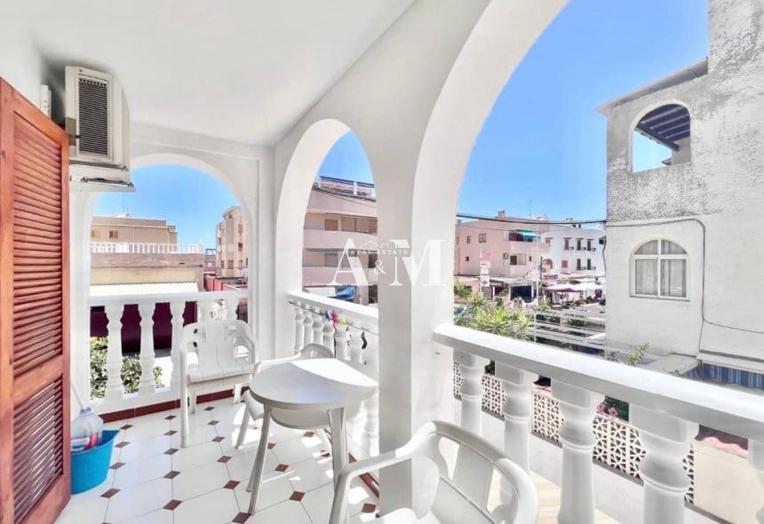 2 bedroom Beach Apartment for rent in La Mata with garage - € 700 (Ref: 10095436)