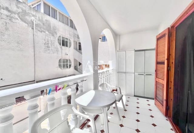 2 quarto Apartamento de Praia para arrendar em Los Europeos, Torrevieja com garagem - 700 € (Ref: 10095436)