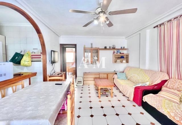 2 quarto Apartamento de Praia para arrendar em Los Europeos, Torrevieja com garagem - 700 € (Ref: 10095436)