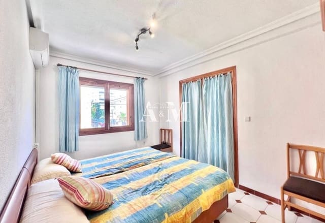2 quarto Apartamento de Praia para arrendar em Los Europeos, Torrevieja com garagem - 700 € (Ref: 10095436)