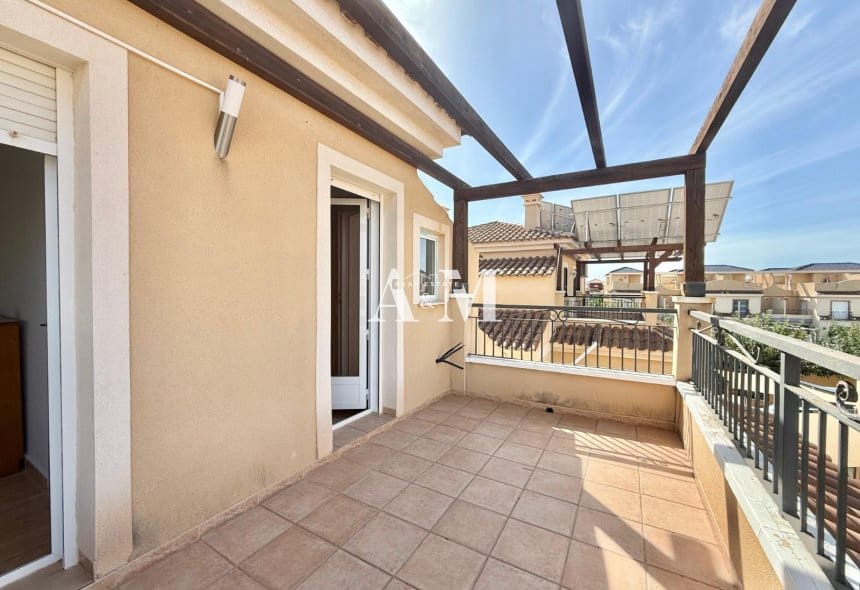 4 Zimmer Villa zu vermieten in Torre de la Horadada mit Pool - 2.300 € (Ref: 10095437)