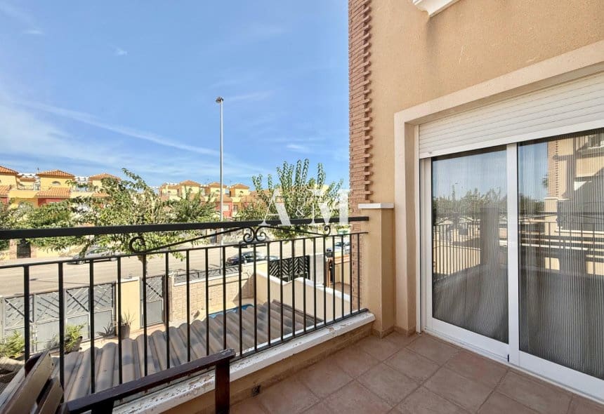 4 Zimmer Villa zu vermieten in Torre de la Horadada mit Pool - 2.300 € (Ref: 10095437)
