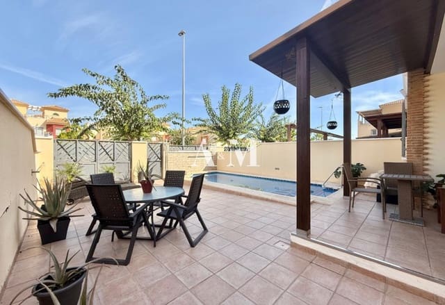 4 Zimmer Villa zu vermieten in Torre de la Horadada, Pilar de la Horadada mit Pool - 2.300 € (Ref: 10095437)