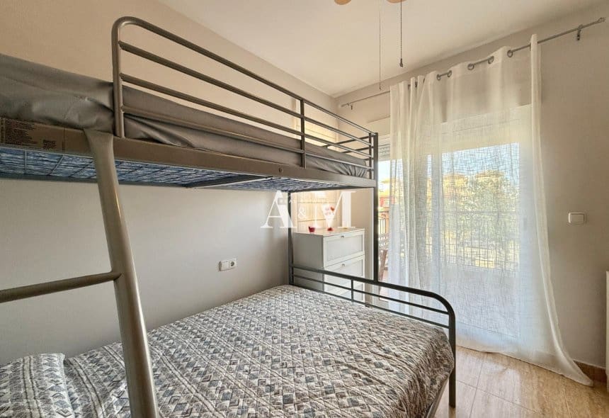 4 Zimmer Villa zu vermieten in Torre de la Horadada mit Pool - 2.300 € (Ref: 10095437)