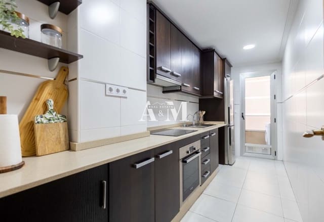 3 soveværelse Strandlejlighed til salg i Playa del Cura, Torrevieja med garage - € 220.000 (Ref: 10095439)