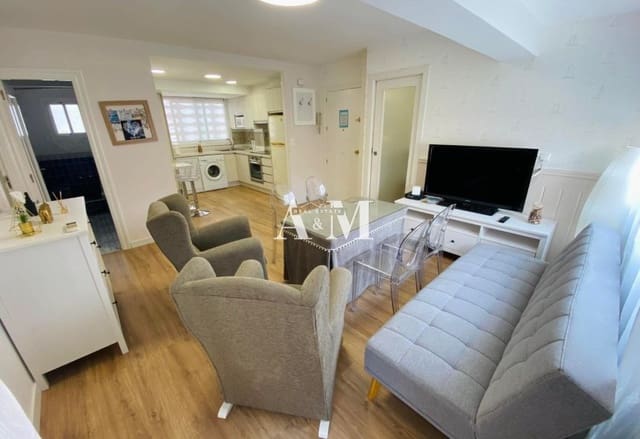 2 makuuhuone Huoneisto vuokrattavana paikassa Las Piscinas Naturales, Torrevieja - 900 € (Ref: 10095441)