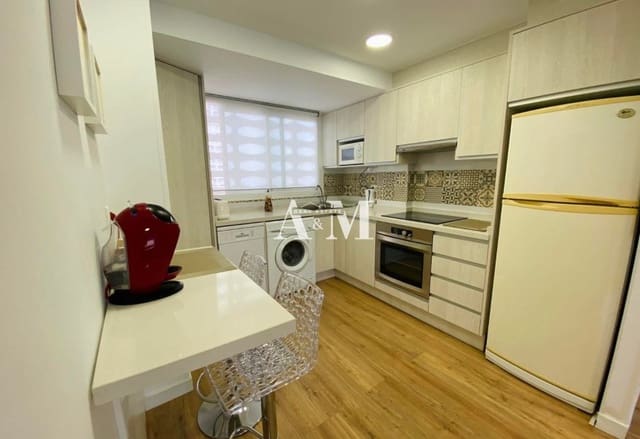 2 makuuhuone Huoneisto vuokrattavana paikassa Las Piscinas Naturales, Torrevieja - 900 € (Ref: 10095441)