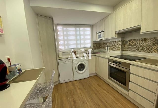 2 makuuhuone Huoneisto vuokrattavana paikassa Las Piscinas Naturales, Torrevieja - 900 € (Ref: 10095441)