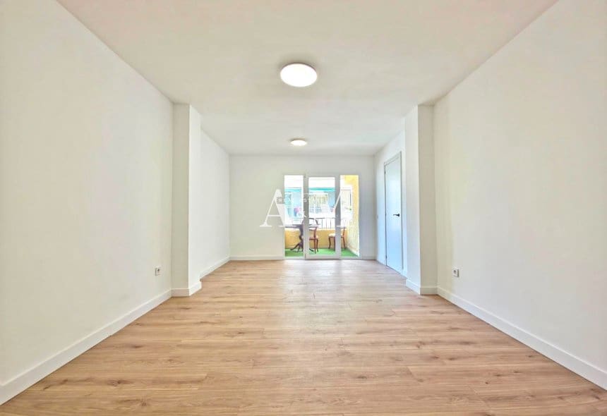 3 soveværelse Strandlejlighed til salg i Torrevieja - € 170.000 (Ref: 10095442)