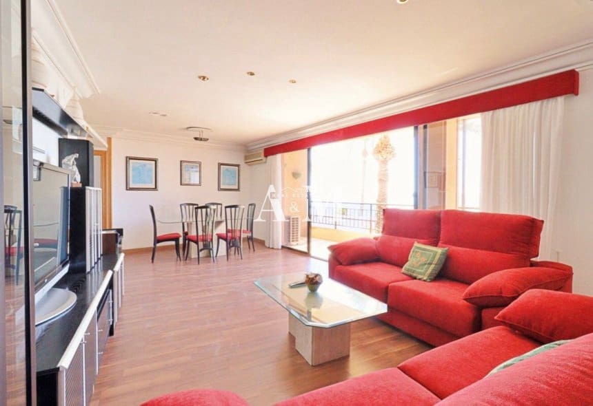 5 quarto Penthouse para arrendar em Santa Pola com garagem - 2 150 € (Ref: 10095443)