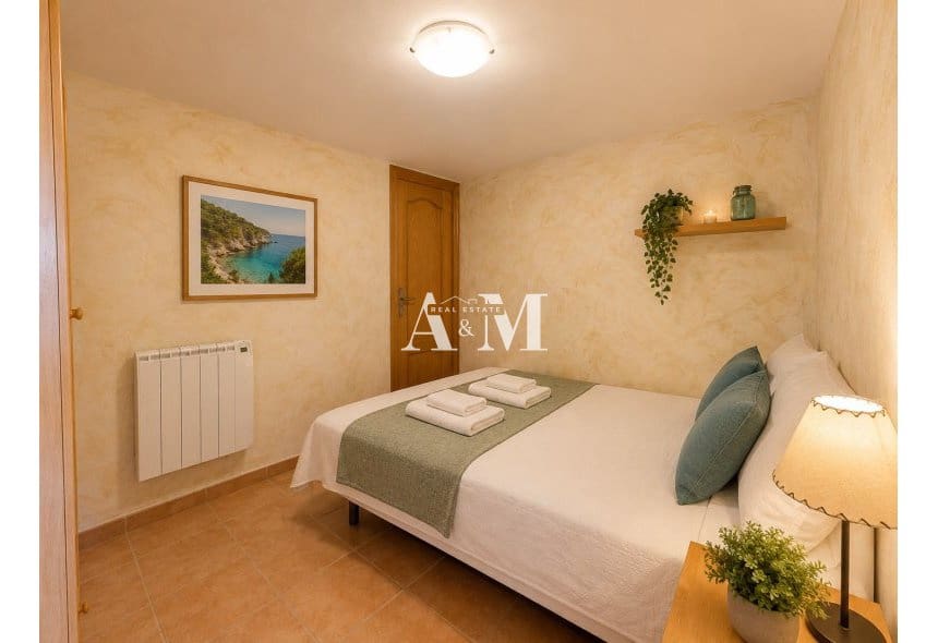 Chalet de 4 habitaciones en La Romana en venta con piscina garaje - 360.000 € (Ref: 10095444)