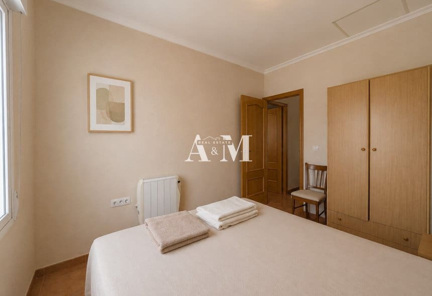 Chalet de 4 habitaciones en La Romana en venta con piscina garaje - 360.000 € (Ref: 10095444)