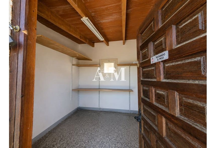 Chalet de 4 habitaciones en La Romana en venta con piscina garaje - 360.000 € (Ref: 10095444)