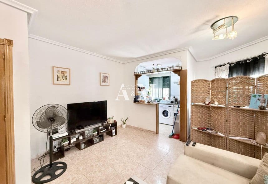 2 soverom Strandleiligheter til salgs i Torrevieja - € 135 000 (Ref: 10095445)