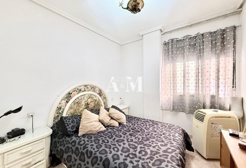 2 soverom Strandleiligheter til salgs i Torrevieja - € 135 000 (Ref: 10095445)