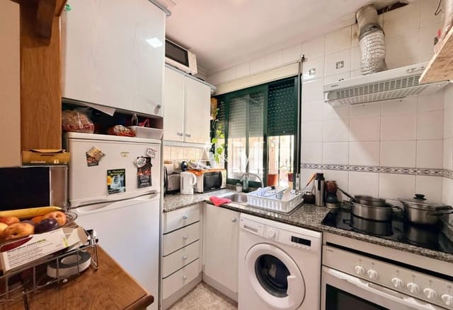 2 soverom Strandleiligheter til salgs i Las Piscinas Naturales, Torrevieja - € 135 000 (Ref: 10095445)