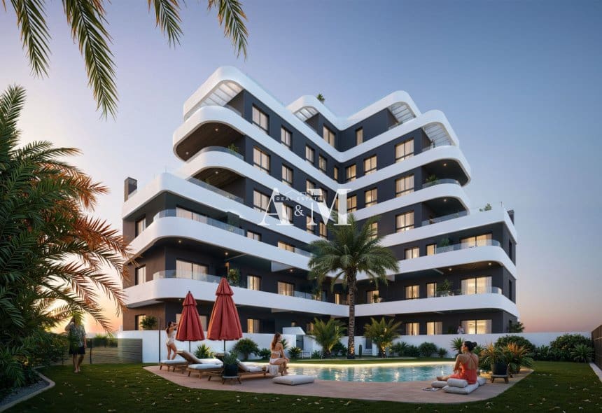2 soverom Leilighet til salgs i Guardamar del Segura med svømmebasseng garasje - € 305 000 (Ref: 10095447)