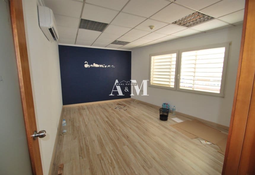 2 slaapkamer Commercieel te huur in Torrevieja - € 4.900 (Ref: 10095449)