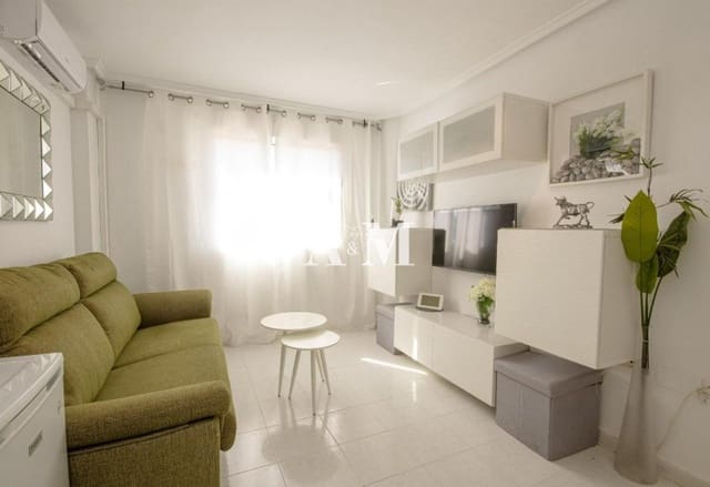 1 chambre Studio à vendre à Nueva Torrevieja, Torrevieja avec piscine - 90 000 € (Ref: 10095450)