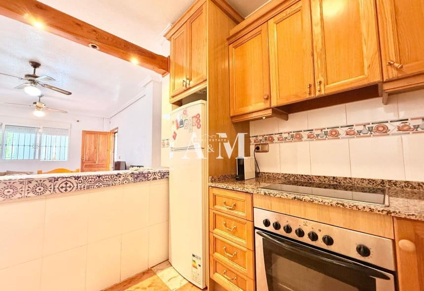 2 bedroom Townhouse for rent in Orihuela Costa with pool - € 900 (Ref: 10095654)