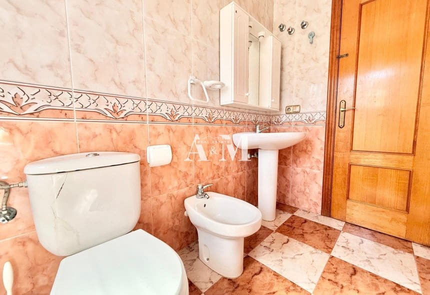2 bedroom Townhouse for rent in Orihuela Costa with pool - € 900 (Ref: 10095654)