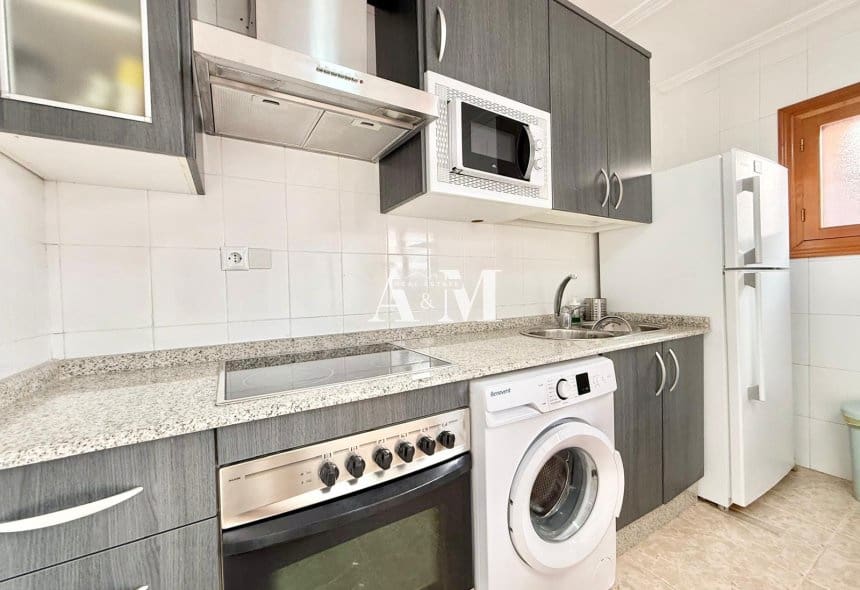 Maison de Ville de 3 chambres à louer à Torre de la Horadada avec garage - 1 200 € (Ref: 10095655)