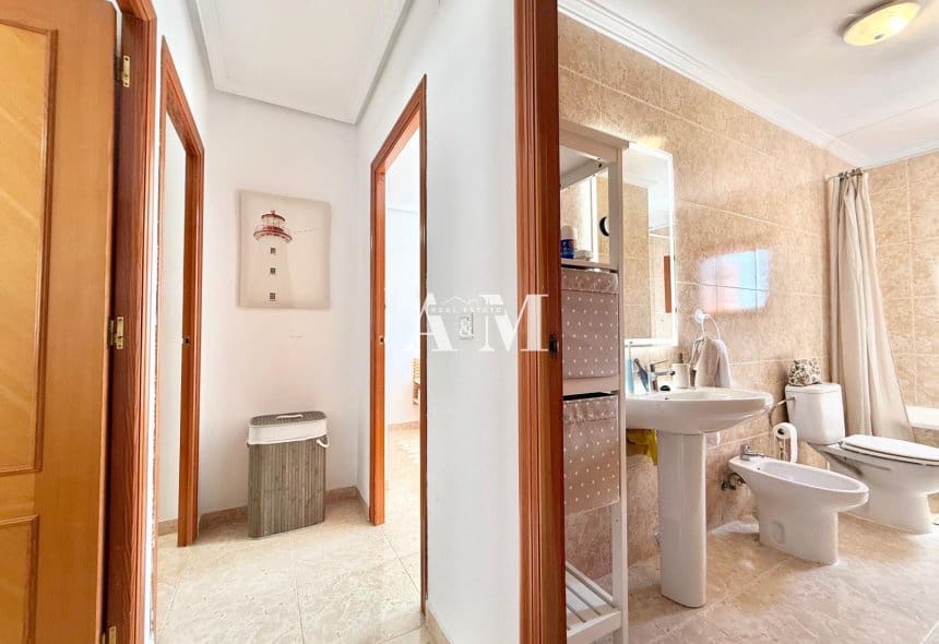Maison de Ville de 3 chambres à louer à Torre de la Horadada avec garage - 1 200 € (Ref: 10095655)