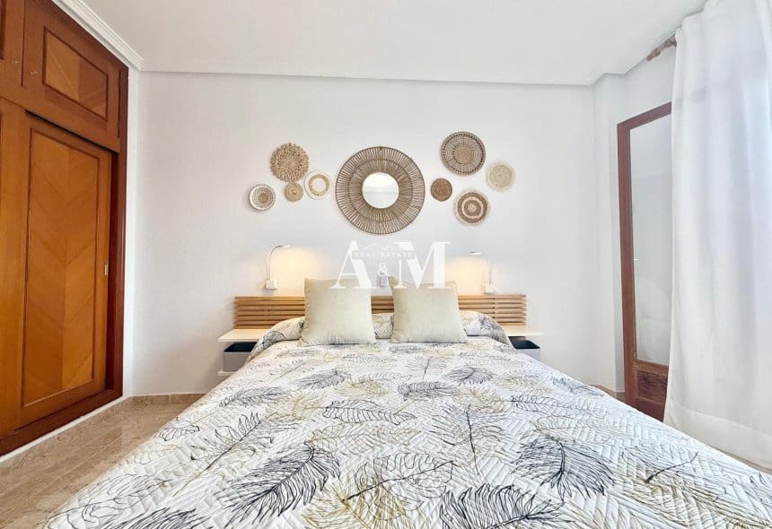 Maison de Ville de 3 chambres à louer à Torre de la Horadada avec garage - 1 200 € (Ref: 10095655)