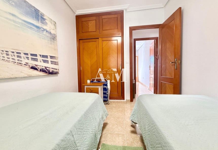 Maison de Ville de 3 chambres à louer à Torre de la Horadada avec garage - 1 200 € (Ref: 10095655)