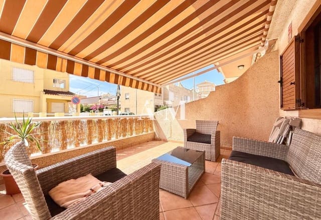 3 slaapkamer Huis te huur in Torre de la Horadada, Pilar de la Horadada met garage - € 1.200 (Ref: 10095655)