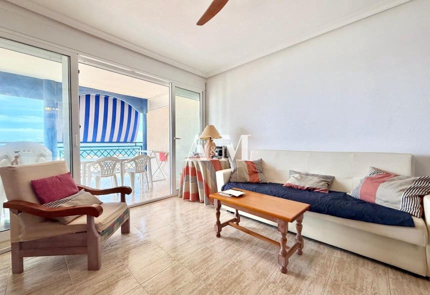 2 Zimmer Penthouse zu vermieten in Arenales del Sol mit Pool - 920 € (Ref: 10095657)