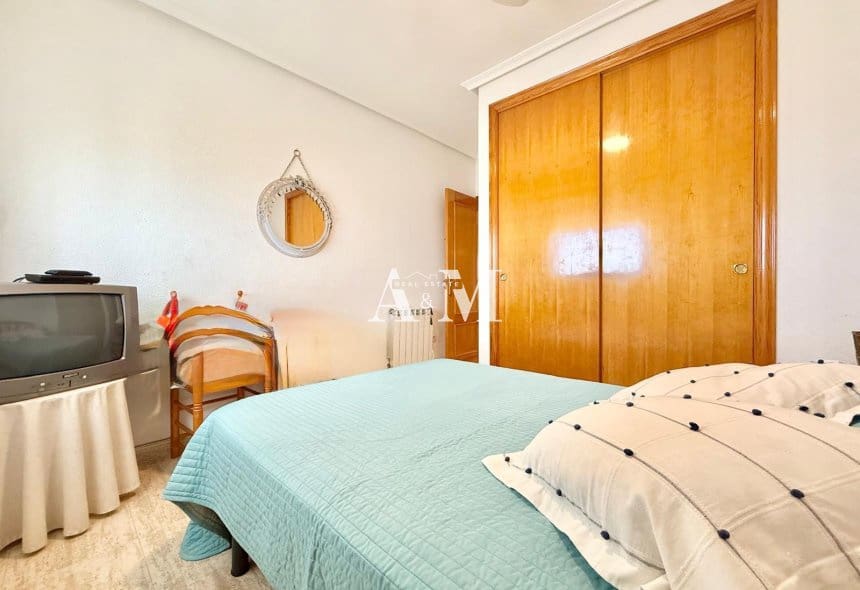 2 Zimmer Penthouse zu vermieten in Arenales del Sol mit Pool - 920 € (Ref: 10095657)