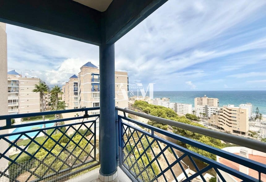 2 Zimmer Penthouse zu vermieten in Arenales del Sol mit Pool - 920 € (Ref: 10095657)