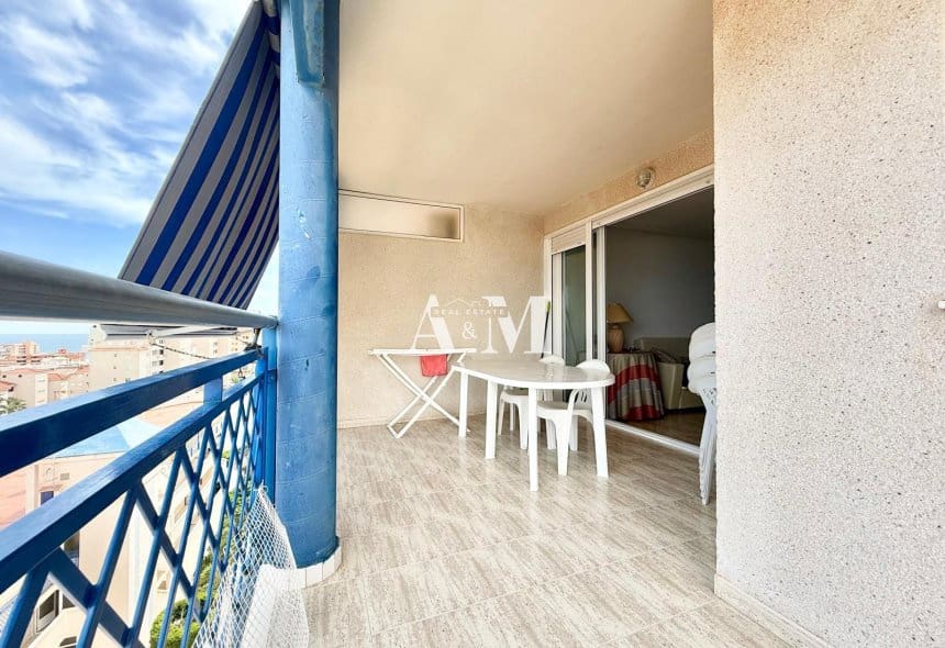 2 Zimmer Penthouse zu vermieten in Arenales del Sol mit Pool - 920 € (Ref: 10095657)