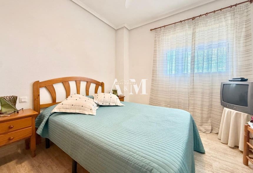 2 Zimmer Penthouse zu vermieten in Arenales del Sol mit Pool - 920 € (Ref: 10095657)