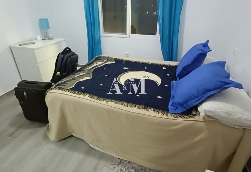 Maison de Ville de 4 chambres à louer à Sax - 850 € (Ref: 10095658)